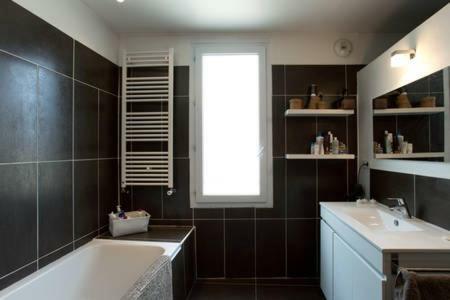 La Maison De Cerise Fourques  Ngoại thất bức ảnh